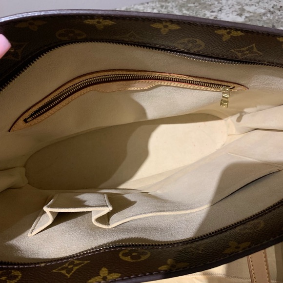 Louis Vuitton Monogram Tote***SOLD*** - Picture 6 of 8